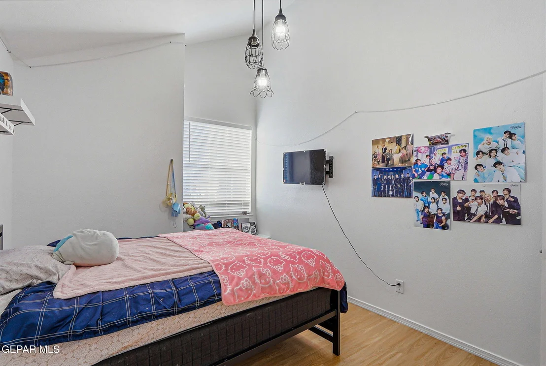 Photo of 680 Sequeiros Court