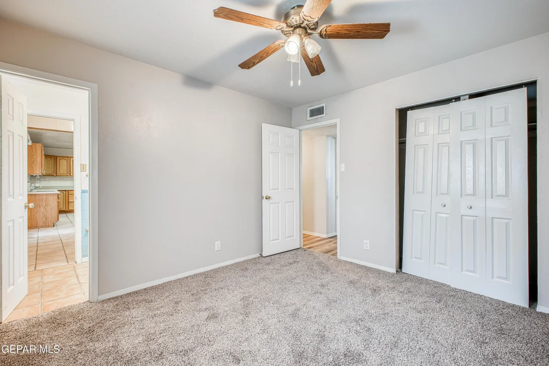 Photo of 5800 NIKE Lane