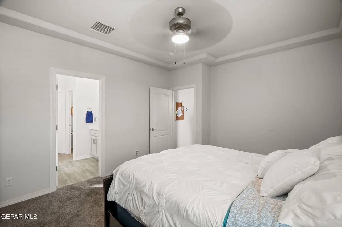 Photo of 5464 Stonehill Drive