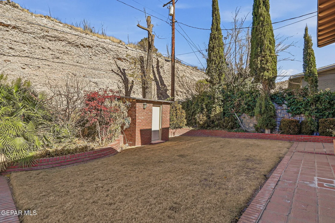Photo of 5685 Burning Tree Drive