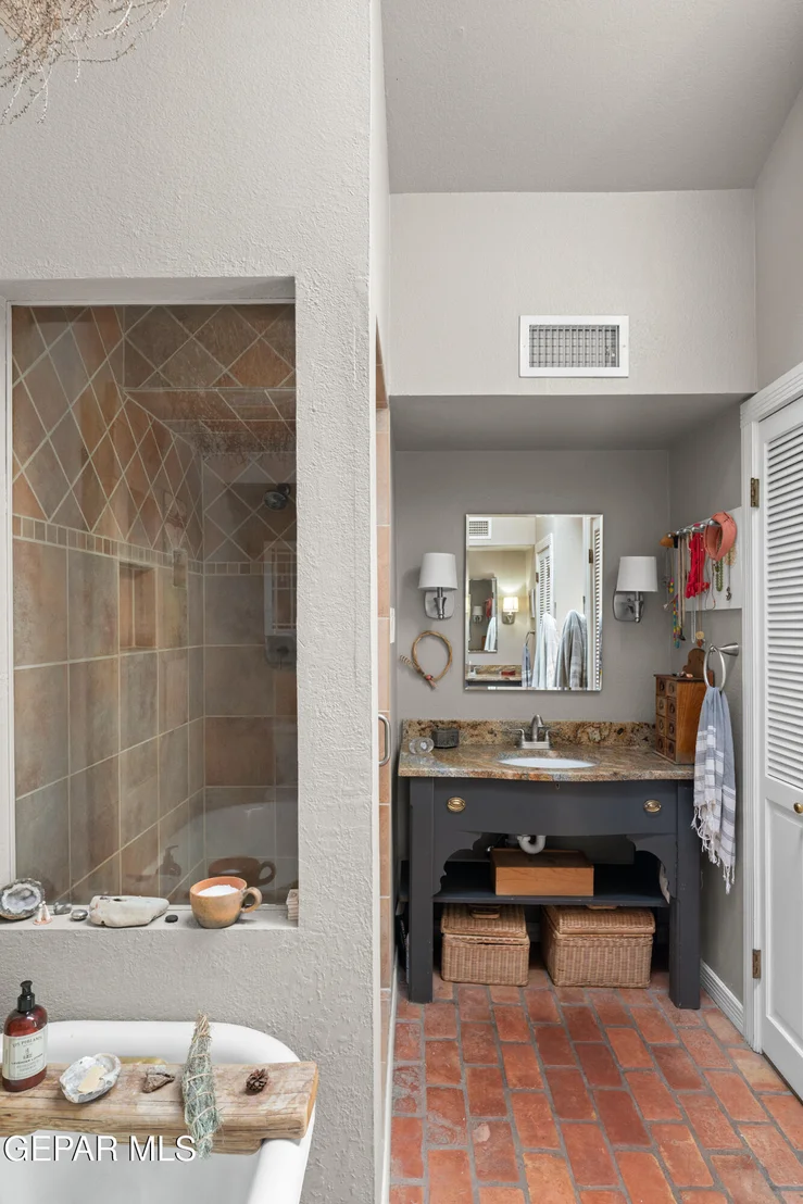 Photo of 6756 GATO Road