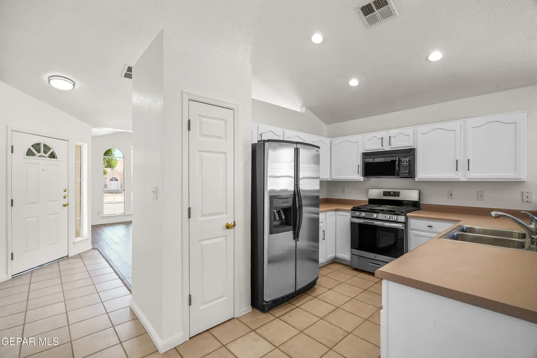 Photo of 7125 Luz De Espejo Drive