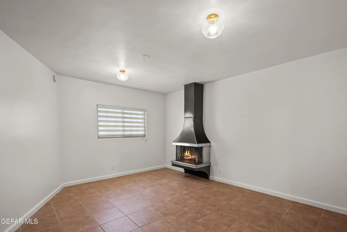 Photo of 1019 KELLY Way