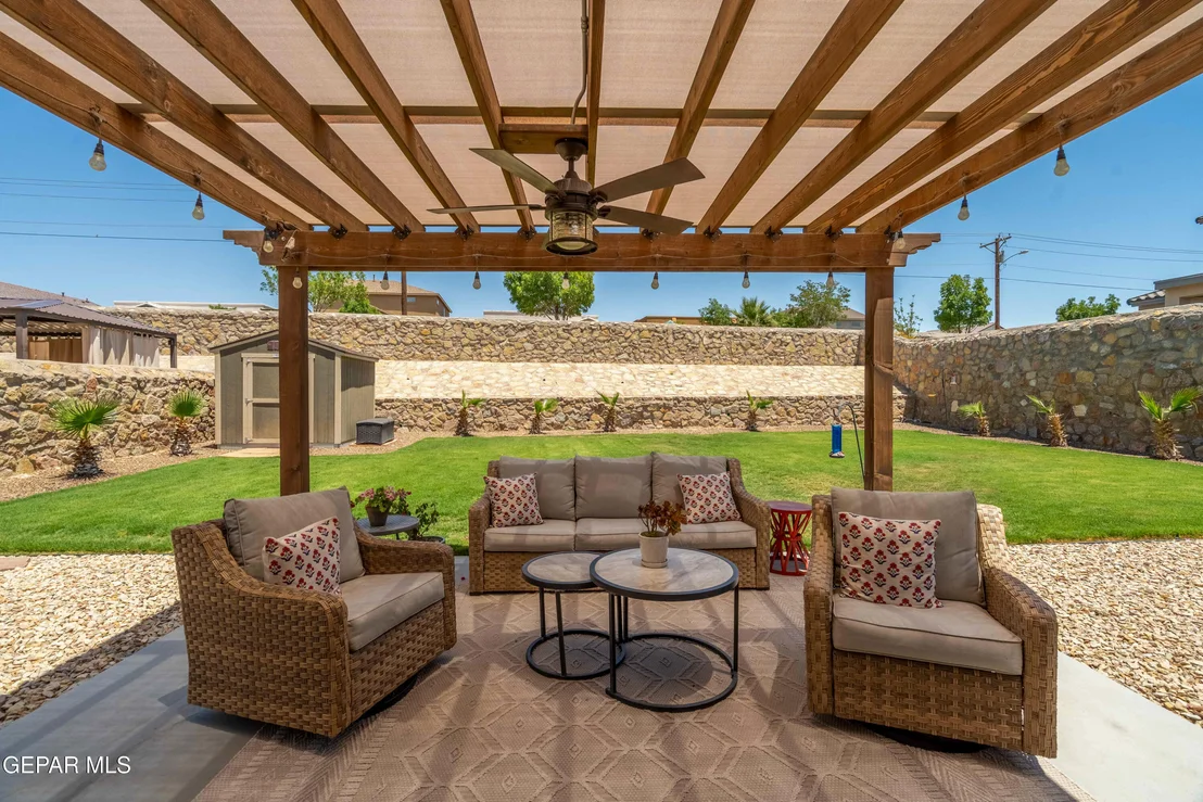 Photo of 7730 Enchanted View Drive