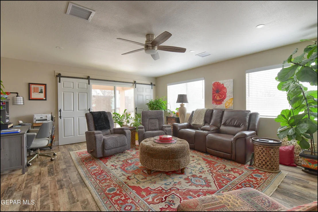 Photo of 9541 WAVERLY Drive