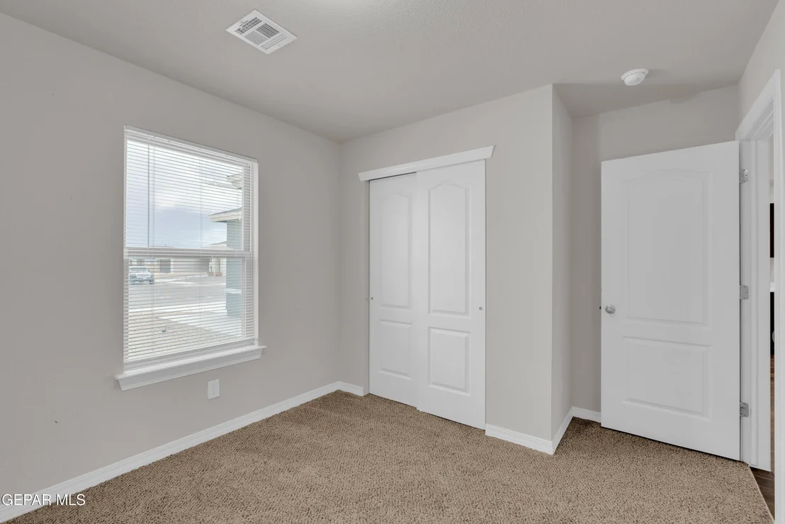 Photo of 1069 WHITEBRUSH Road