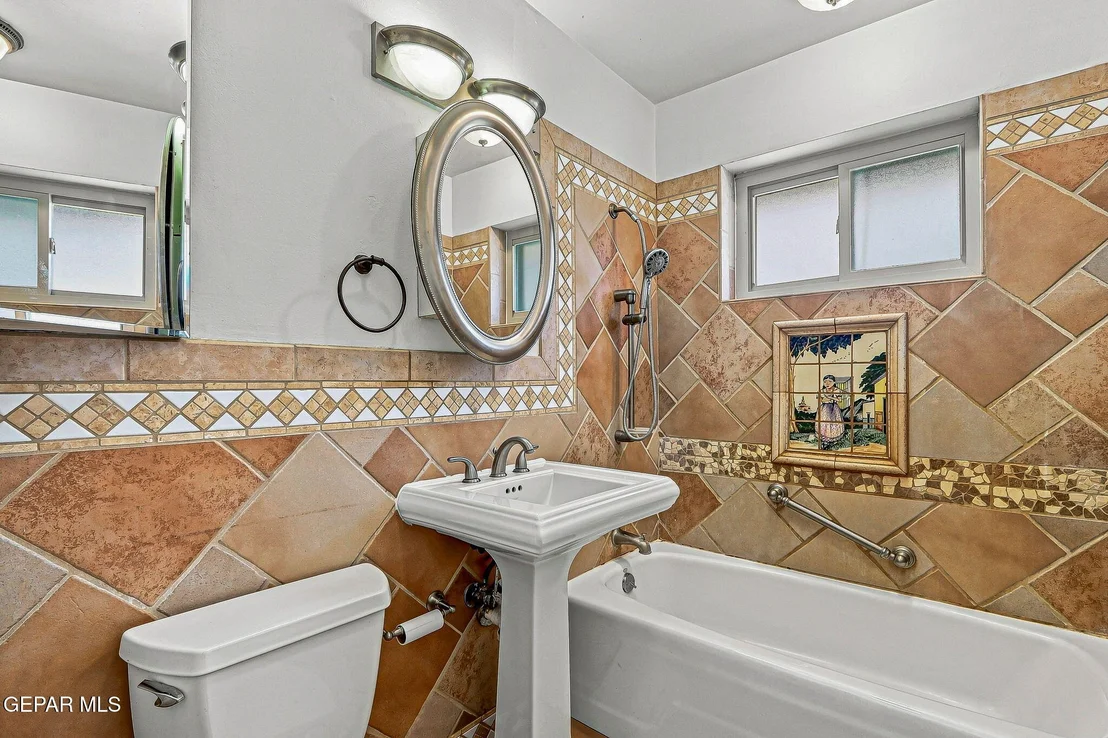 Photo of 436 DE LEON Drive