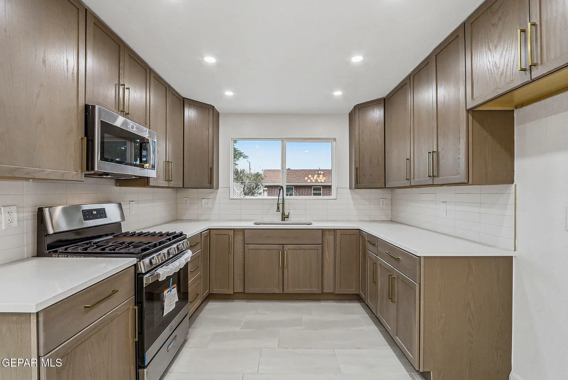 Photo of 709 FRONTERA Road
