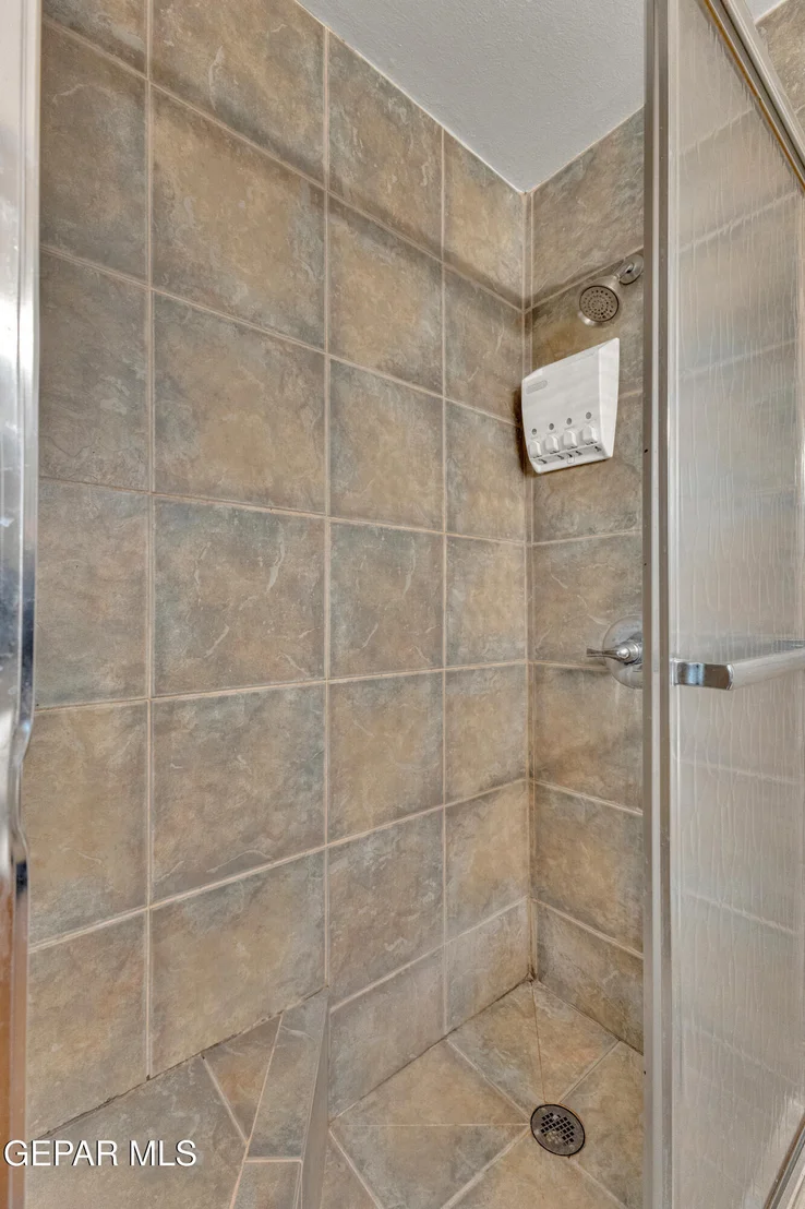 Photo of 404 CHERMONT Drive