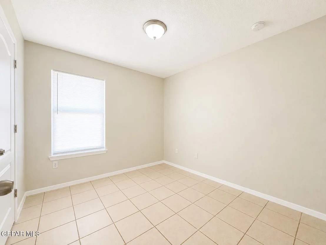 Photo of 441 REILLY Lane