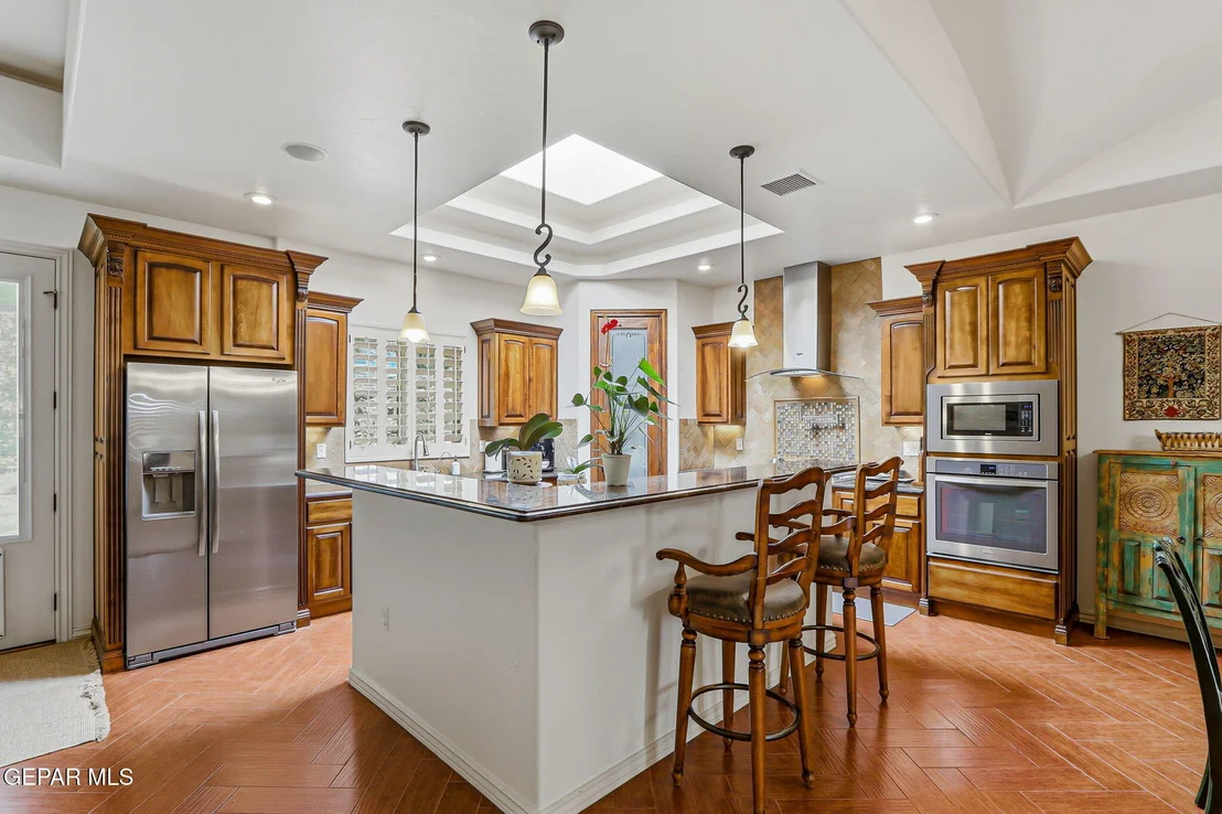Photo of 6163 FRANKLIN DOVE Avenue