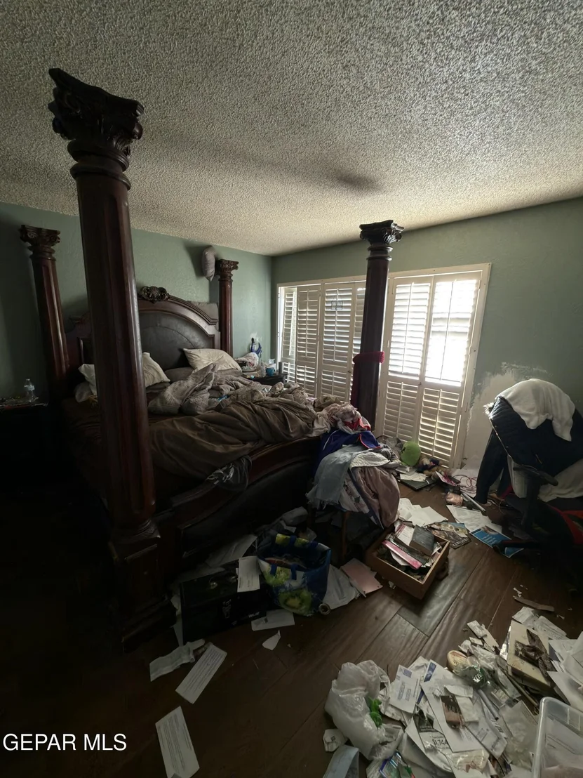 Photo of 1657 LOMALAND Drive
