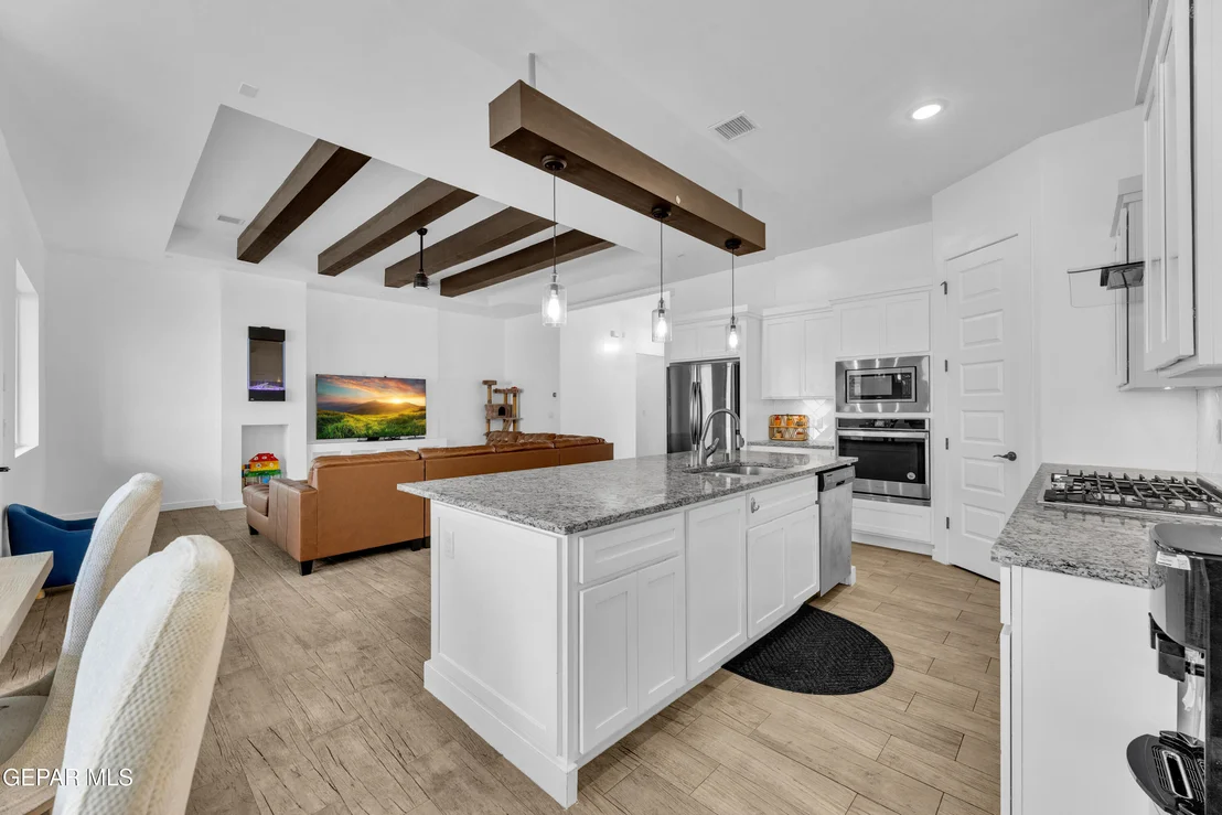 Photo of 7423 SIDEWINDER BEND Drive