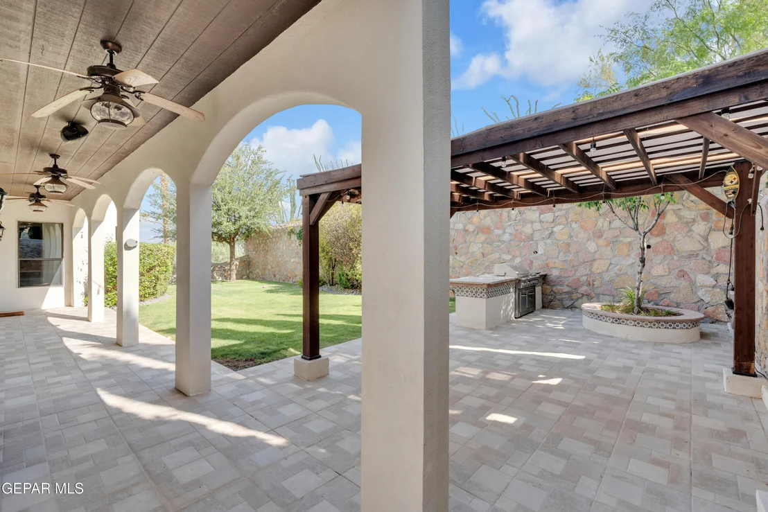 Photo of 5833 SUNDALE Road