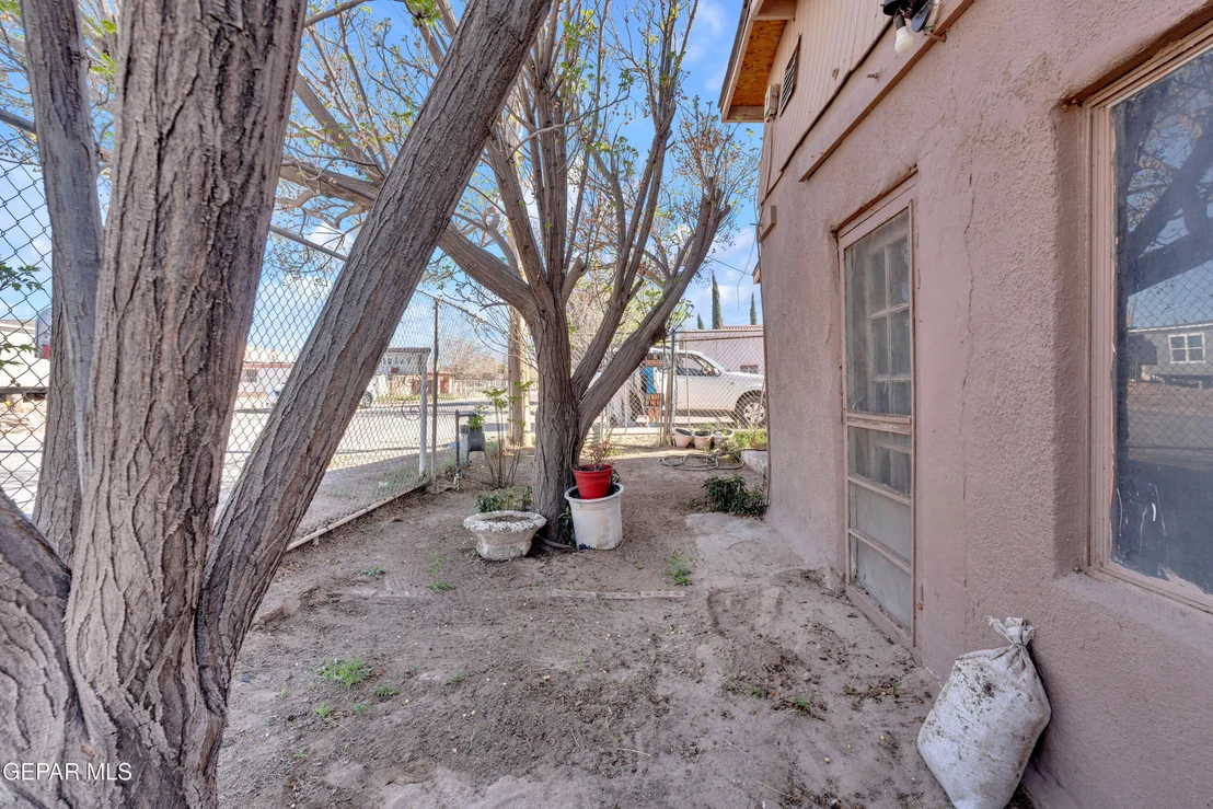 Photo of 10184 Haynes Road