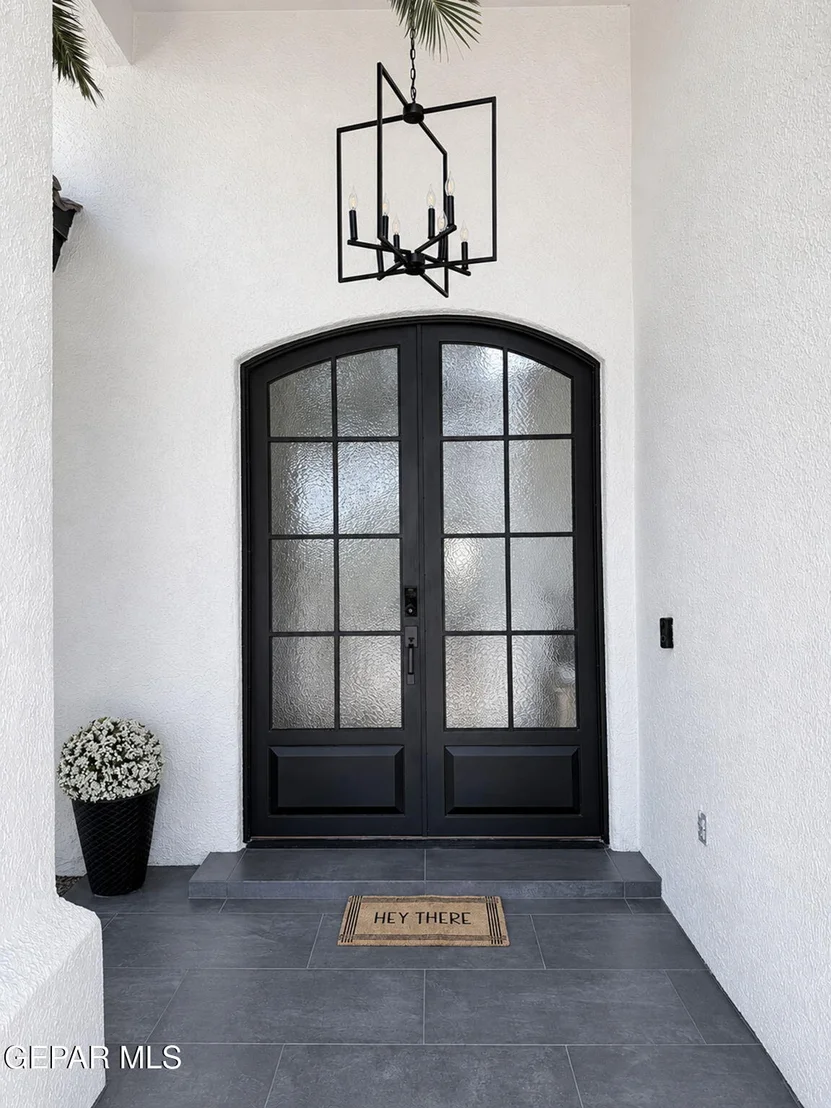 Photo of 6633 WIND RIDGE Drive