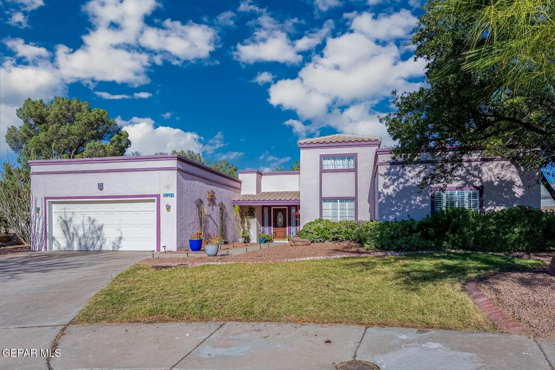 Photo of 1111 Sun Ridge Drive