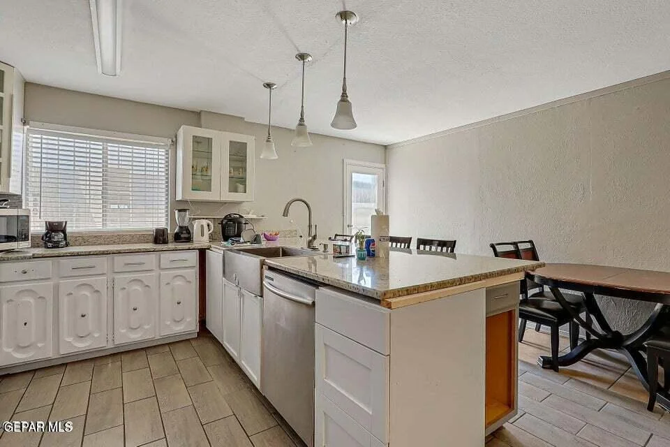 Photo of 3369 Freeport Drive