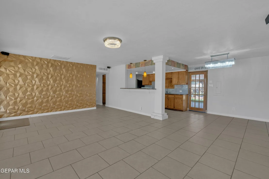 Photo of 10393 Blythe Drive