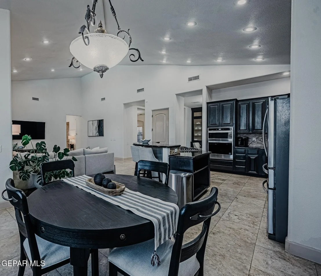 Photo of 6236 FRANKLIN HAWK Avenue