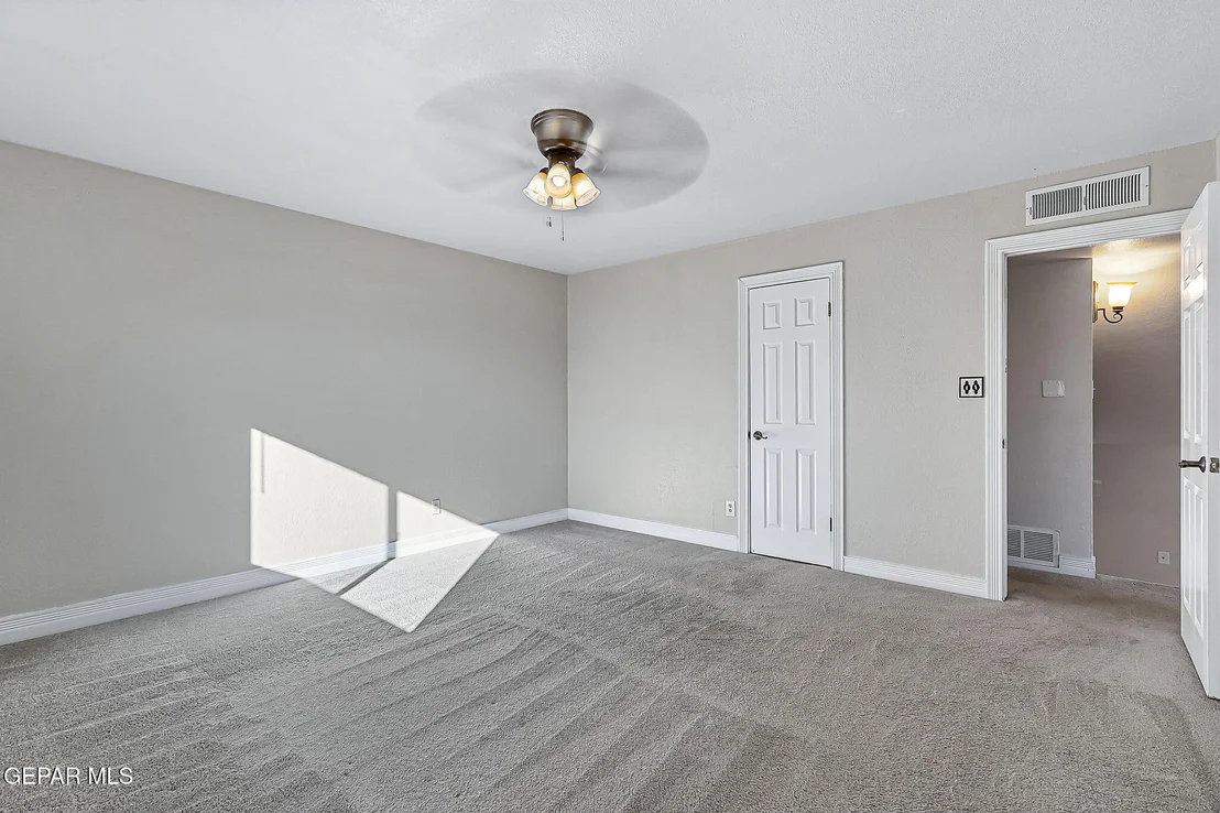 Photo of 2917 Brady Place
