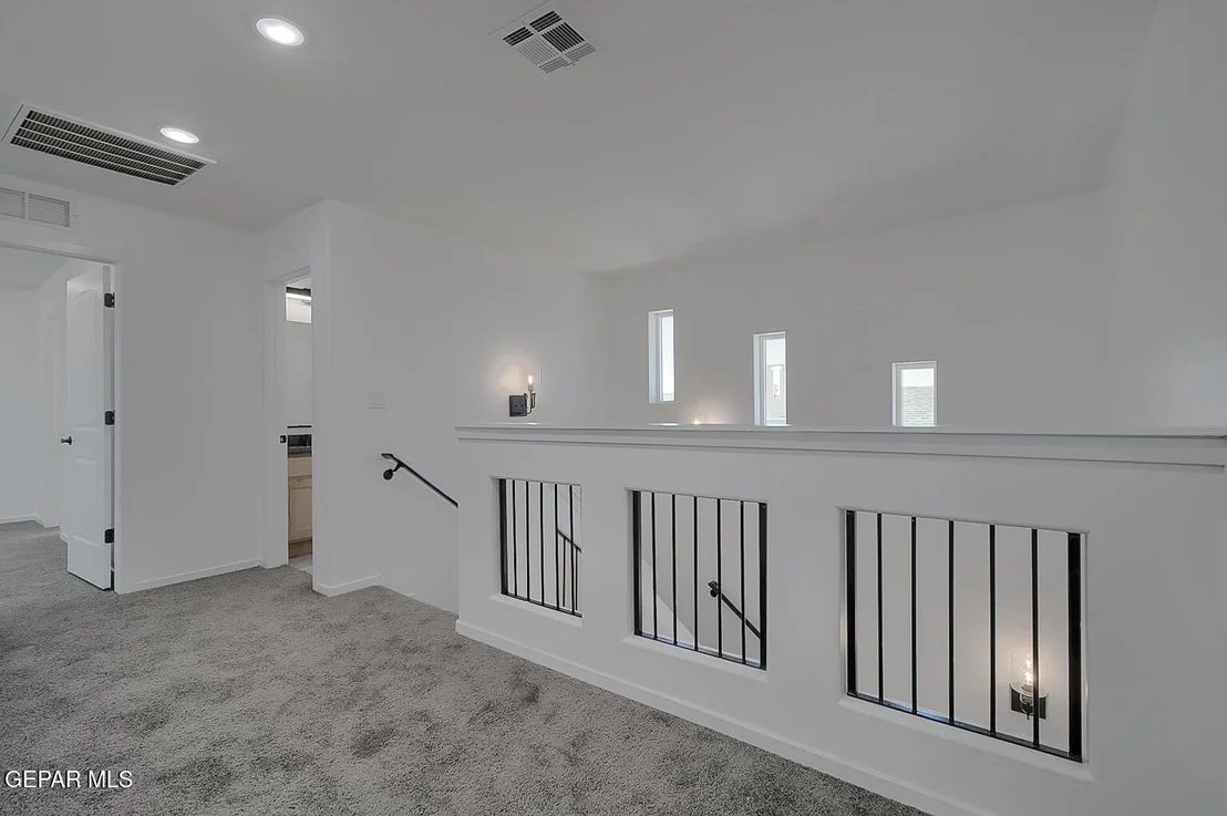 Photo of 15213 DESTINATION Avenue