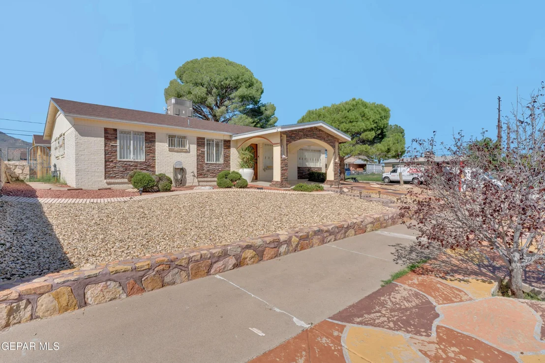 Photo of 10393 Blythe Drive