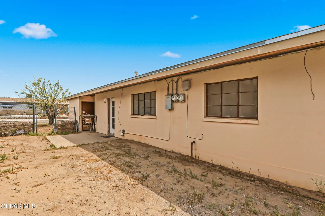 Photo of 7425 YUMA Drive