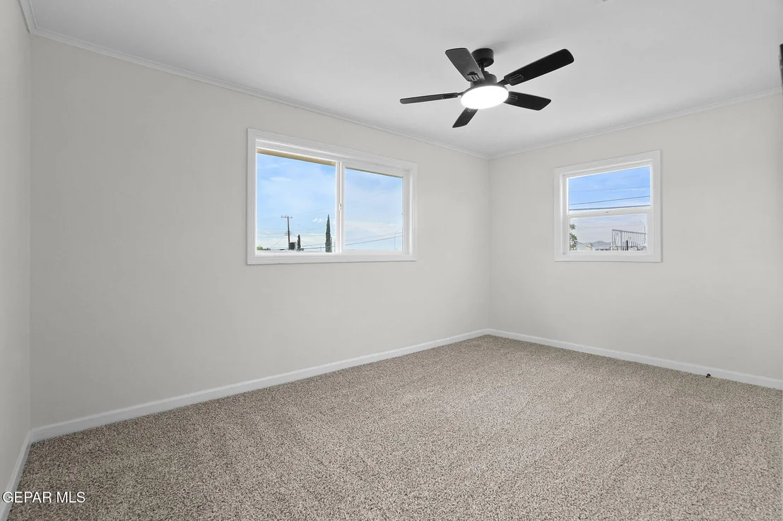 Photo of 919 N CLARK Drive