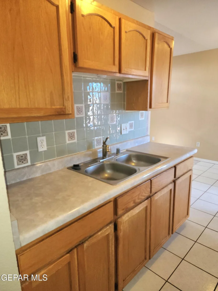 Photo of 6241 Kings Bridge Drive