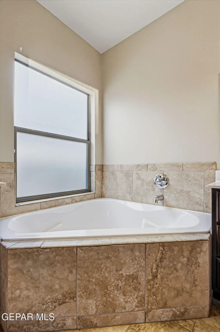 Photo of 11052 RAY MENA Lane