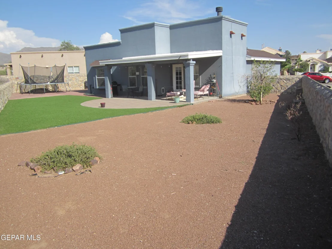 Photo of 7605 Dianjou Drive