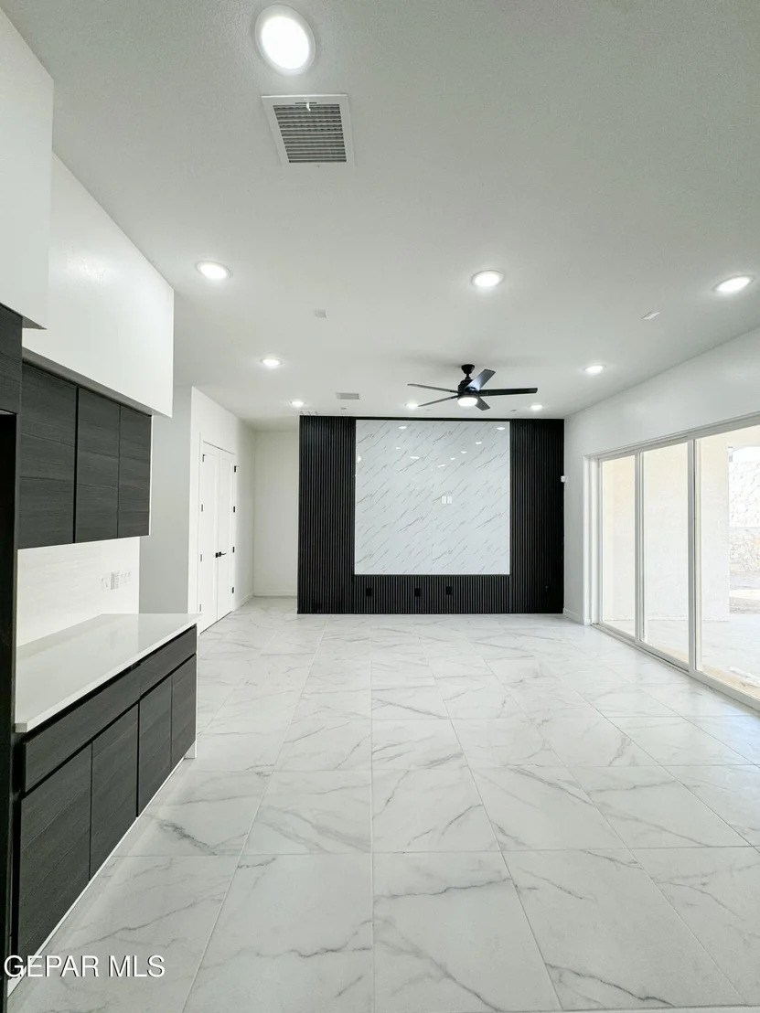 Photo of 1785 URIJAH Place