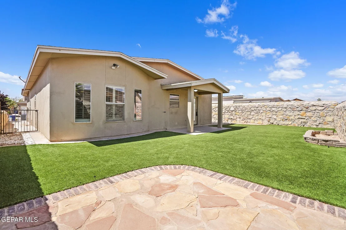 Photo of 3848 LOMA BRISA Drive