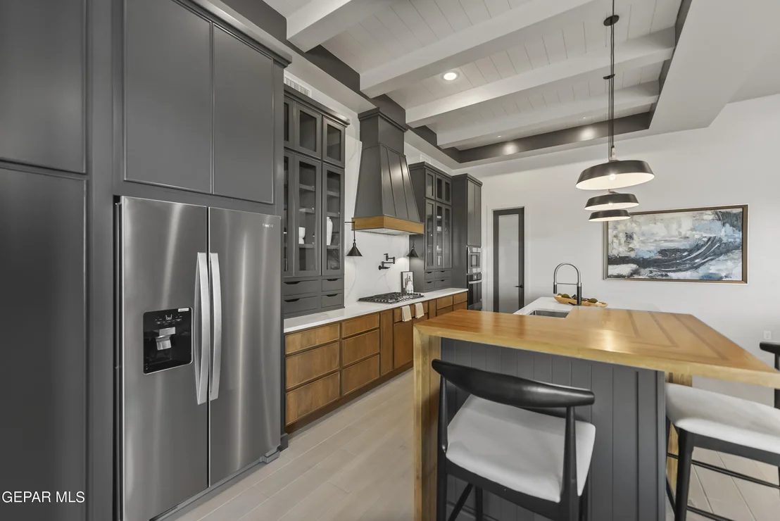Photo of 312 Blue Valley Drive