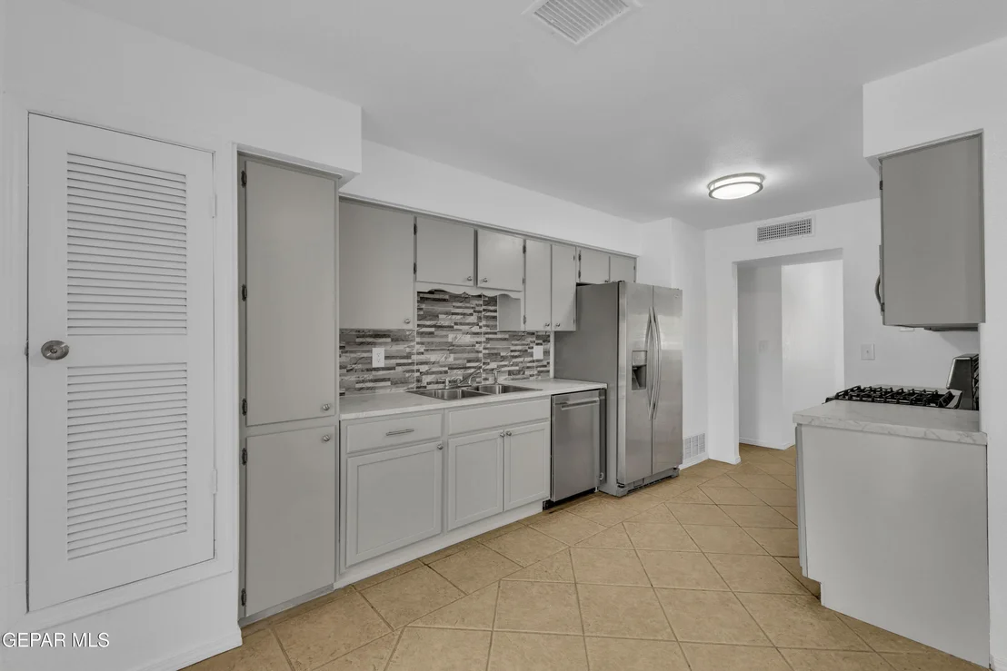 Photo of 589 Gallagher Street