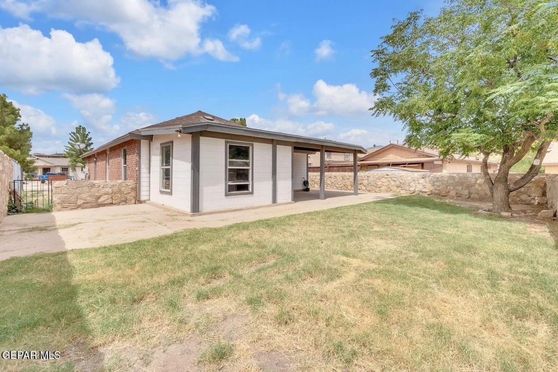 Photo of 1082 Mill Valley Road