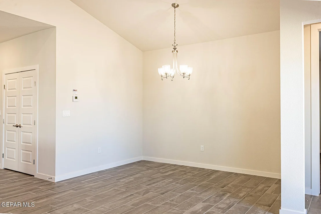 Photo of 913 Pettus Place