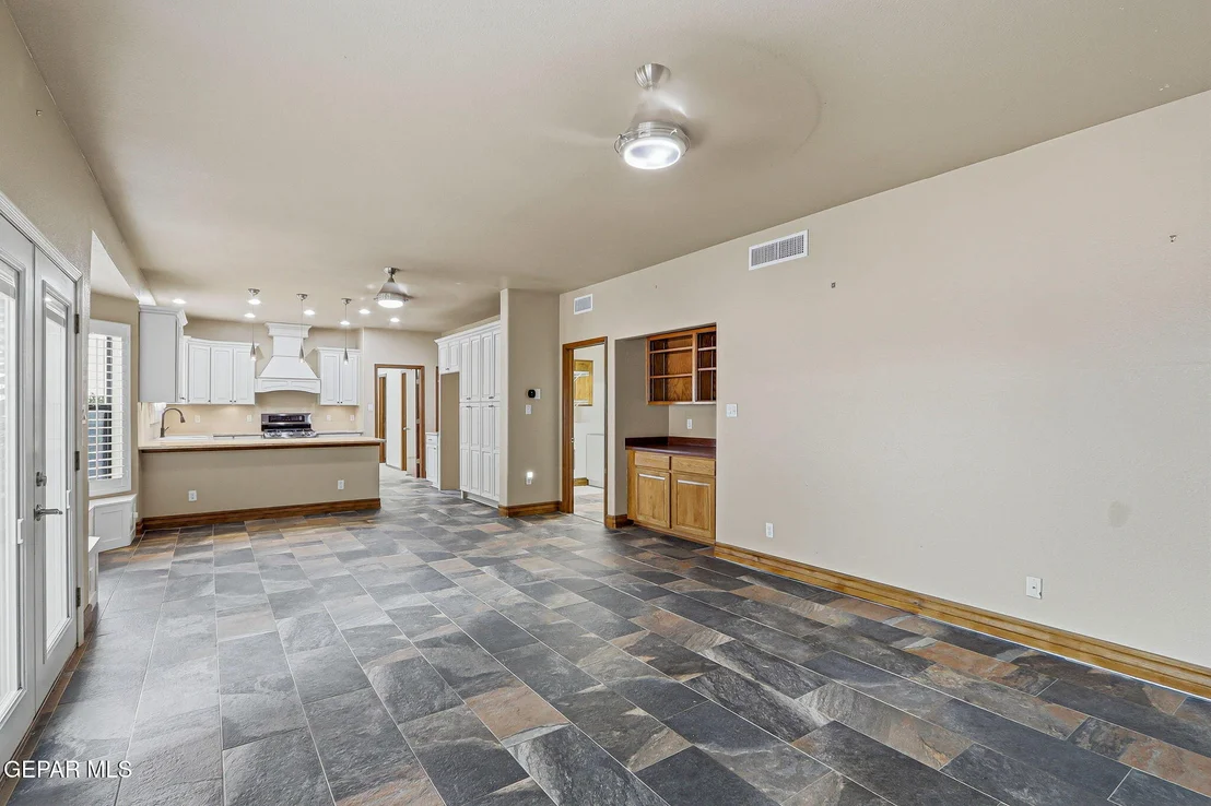 Photo of 5570 BUCKLEY Drive