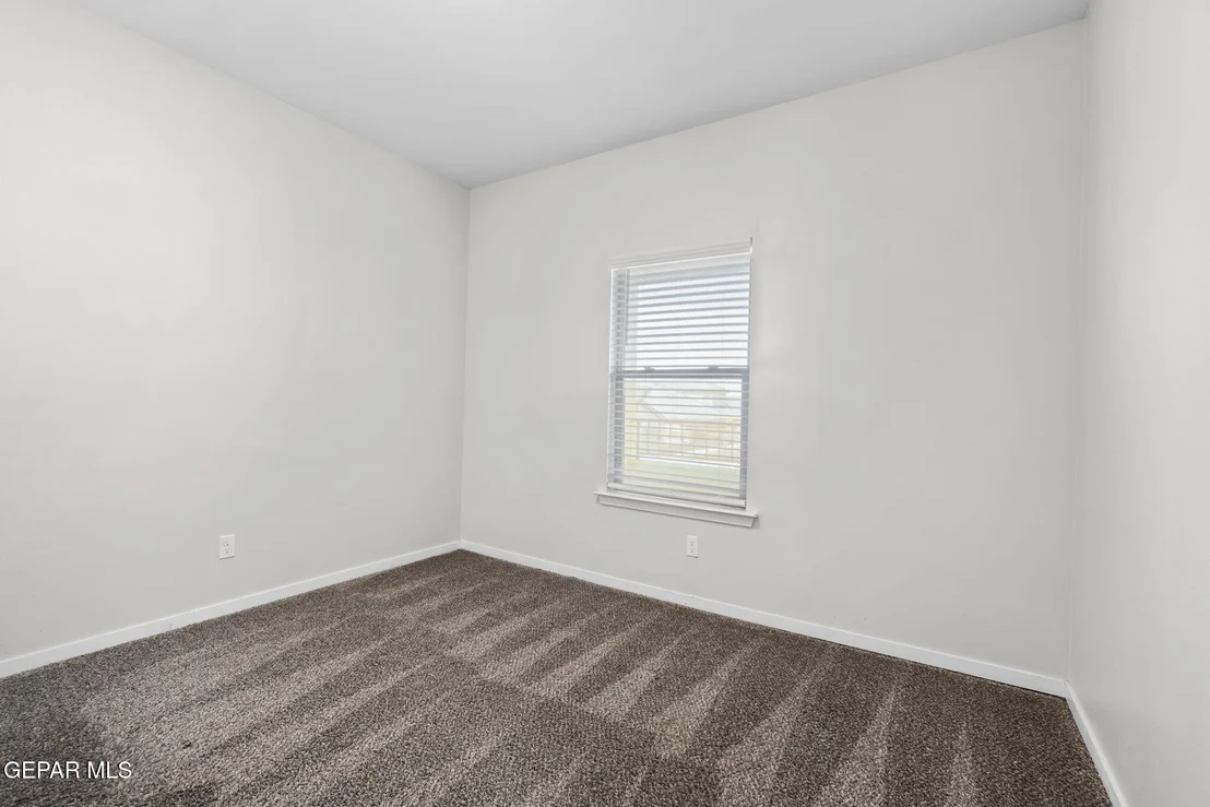 Photo of 804 BLINGWOOD