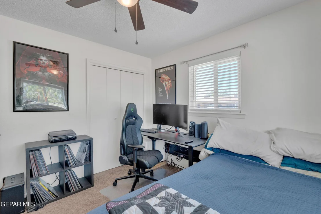 Photo of 400 Perth Court