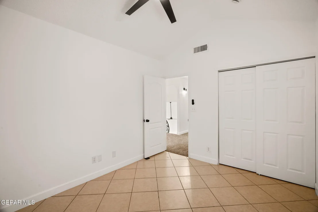 Photo of 12385 Orchard Park