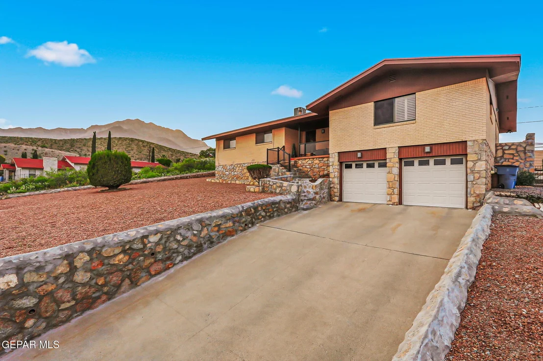 Photo of 3307 MOONLIGHT Avenue