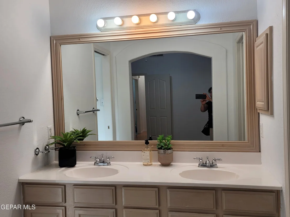 Photo of 1305 TRAIL RIDGE Drive