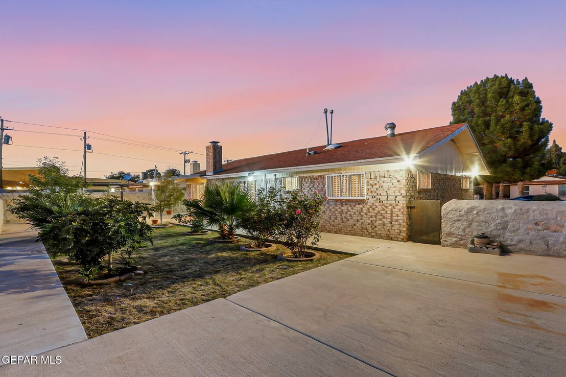 Photo of 10920 TOM WEISKOPF Drive
