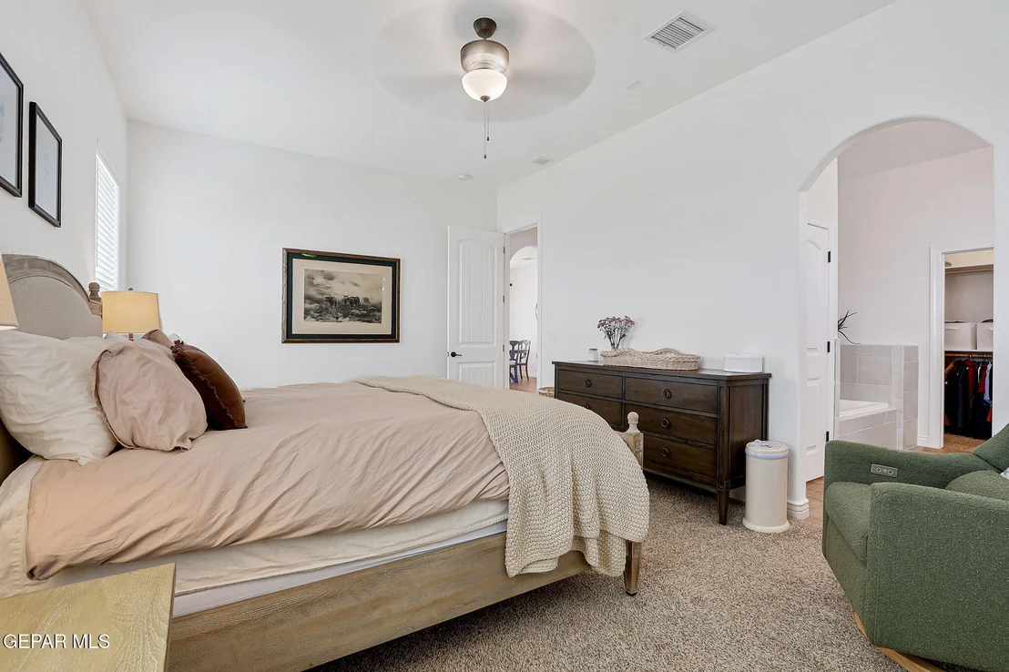 Photo of 293 STOCKELD PARK Place