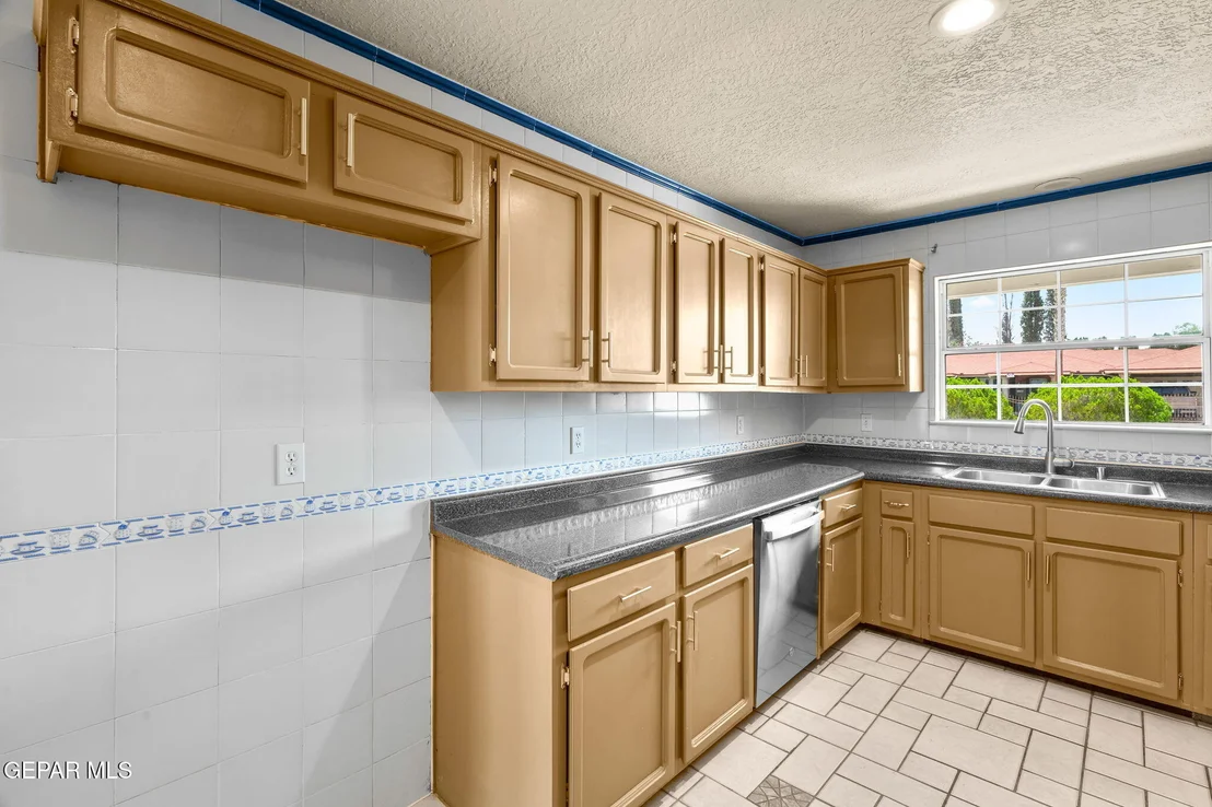 Photo of 11301 Tom Ulozas Drive
