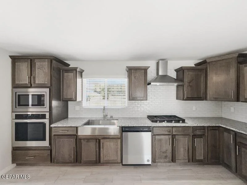 Photo of 565 GALLAGHER Street