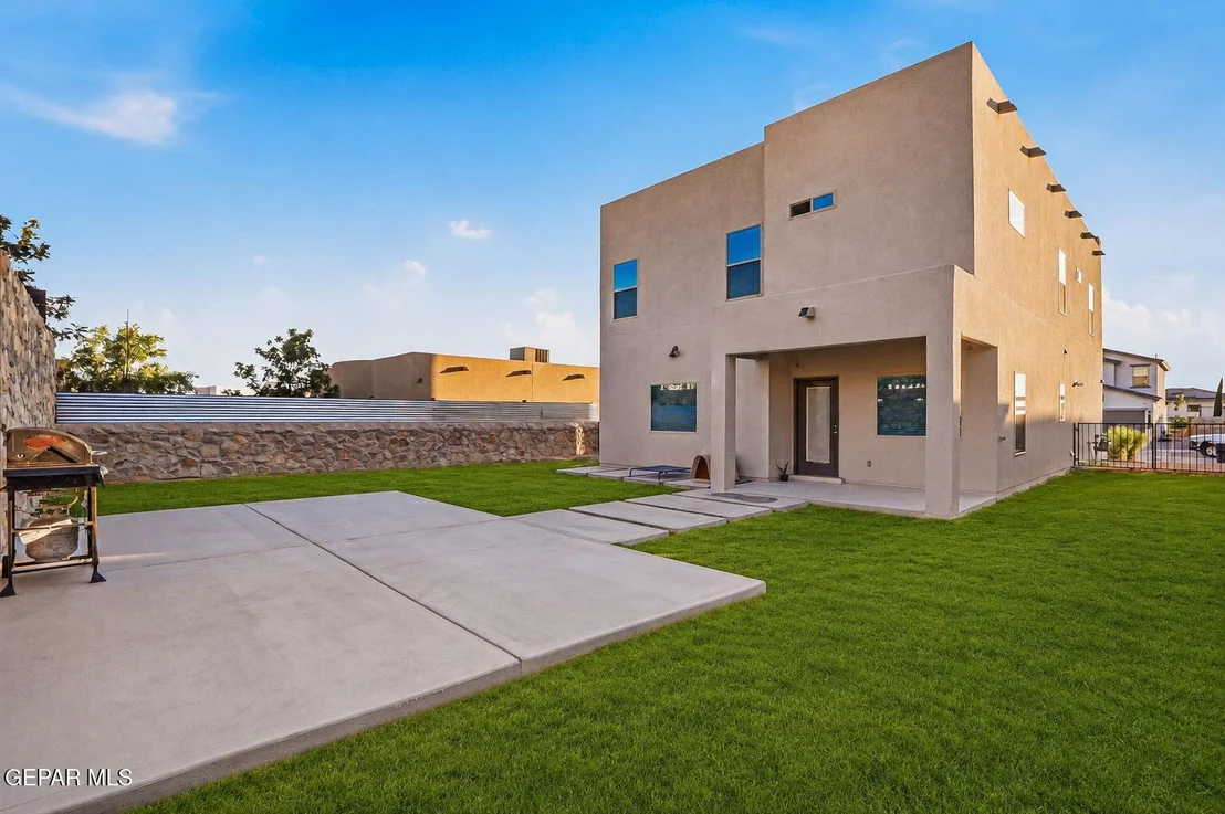 Photo of 236 EPSOM Drive