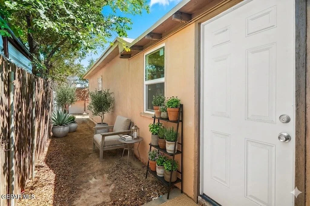 Photo of 7113 Dale Road